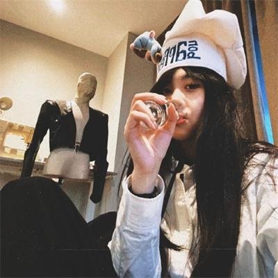 黑夜彩虹粤语